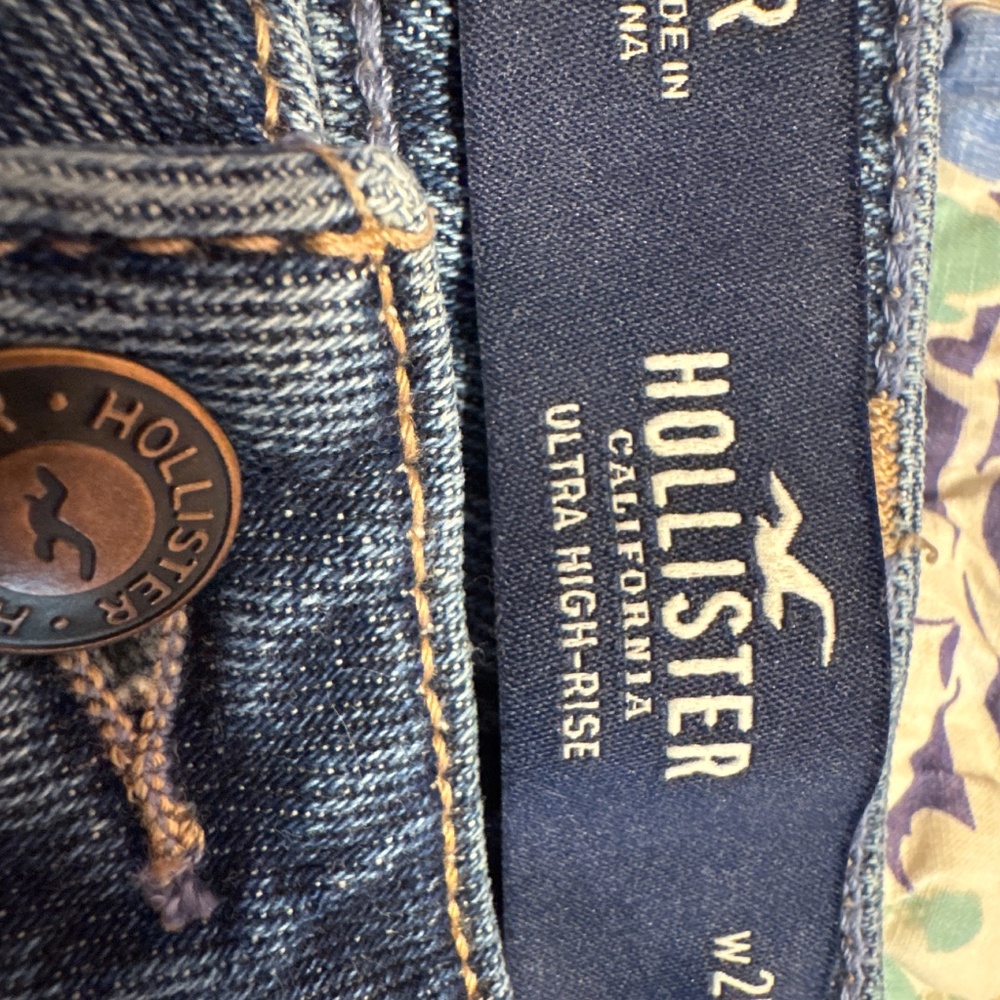 Jeans - Picture 3 of 3